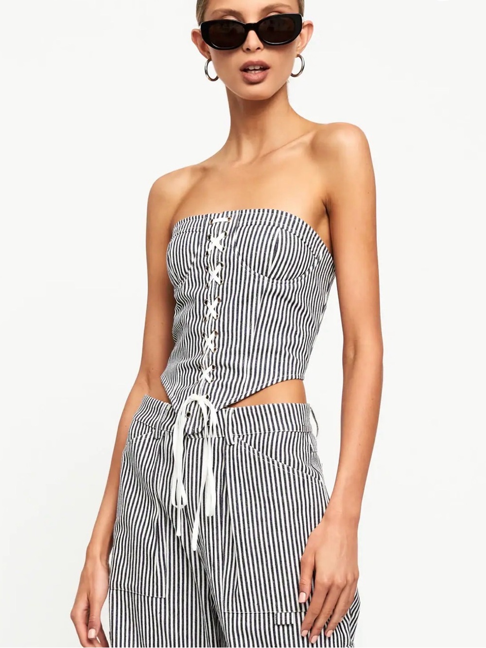 NWT Lioness East Gate Pinstripe Corset Top - Navy Blue and white coastal US 6